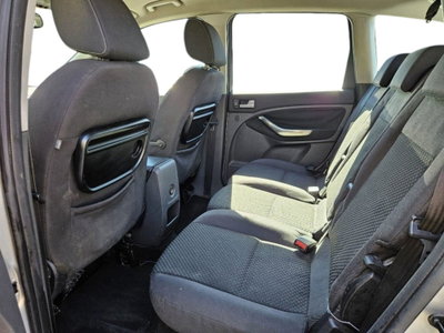 Ford C-Max 1.6 TDCi 90 CV Titanium (8)