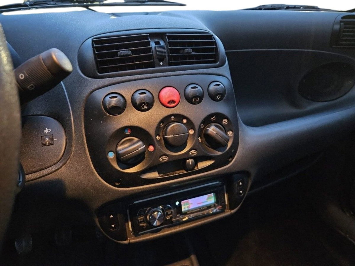 Fiat Seicento 1.1i cat (9)