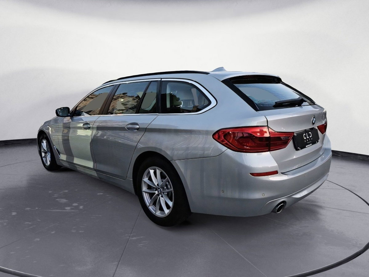 BMW Serie 5 Touring 520d  Luxury (6)