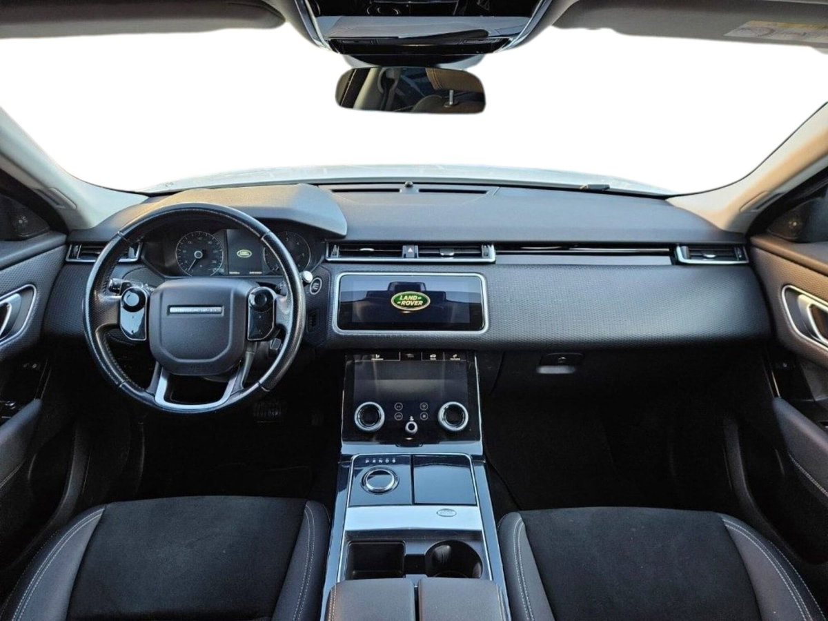 Land Rover Range Rover Velar 2.0 TD4 180 CV (11)