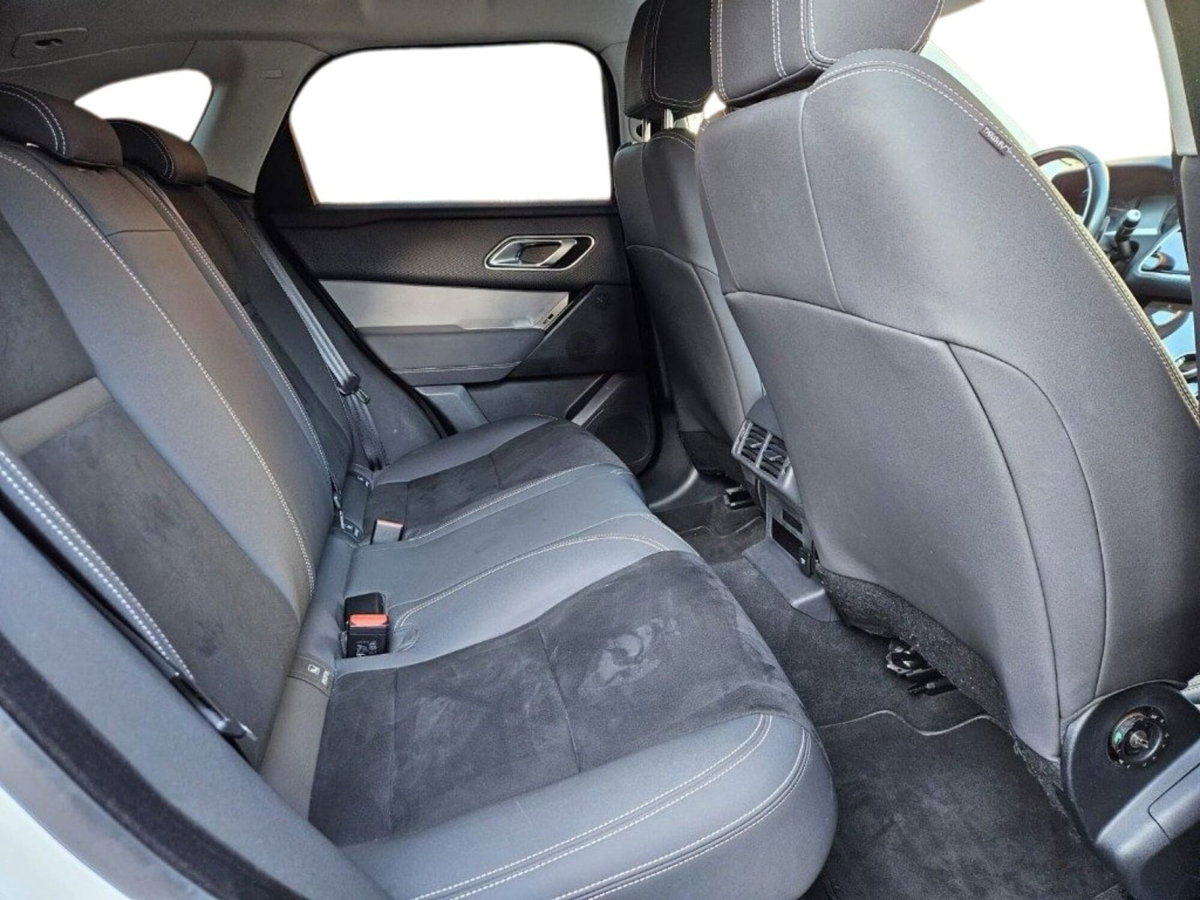 Land Rover Range Rover Velar 2.0 TD4 180 CV (14)