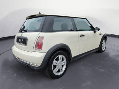 MINI Mini 1.4 tdi One D (3)