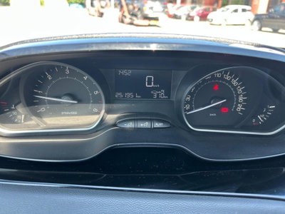Peugeot 208 75 5 porte Van Pack (12)