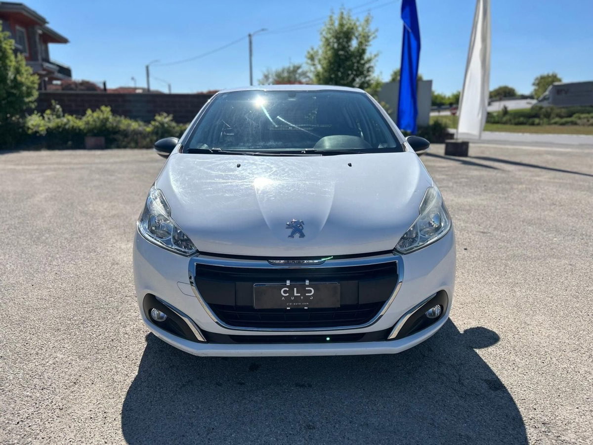 Peugeot 208 75 5 porte Van Pack (2)