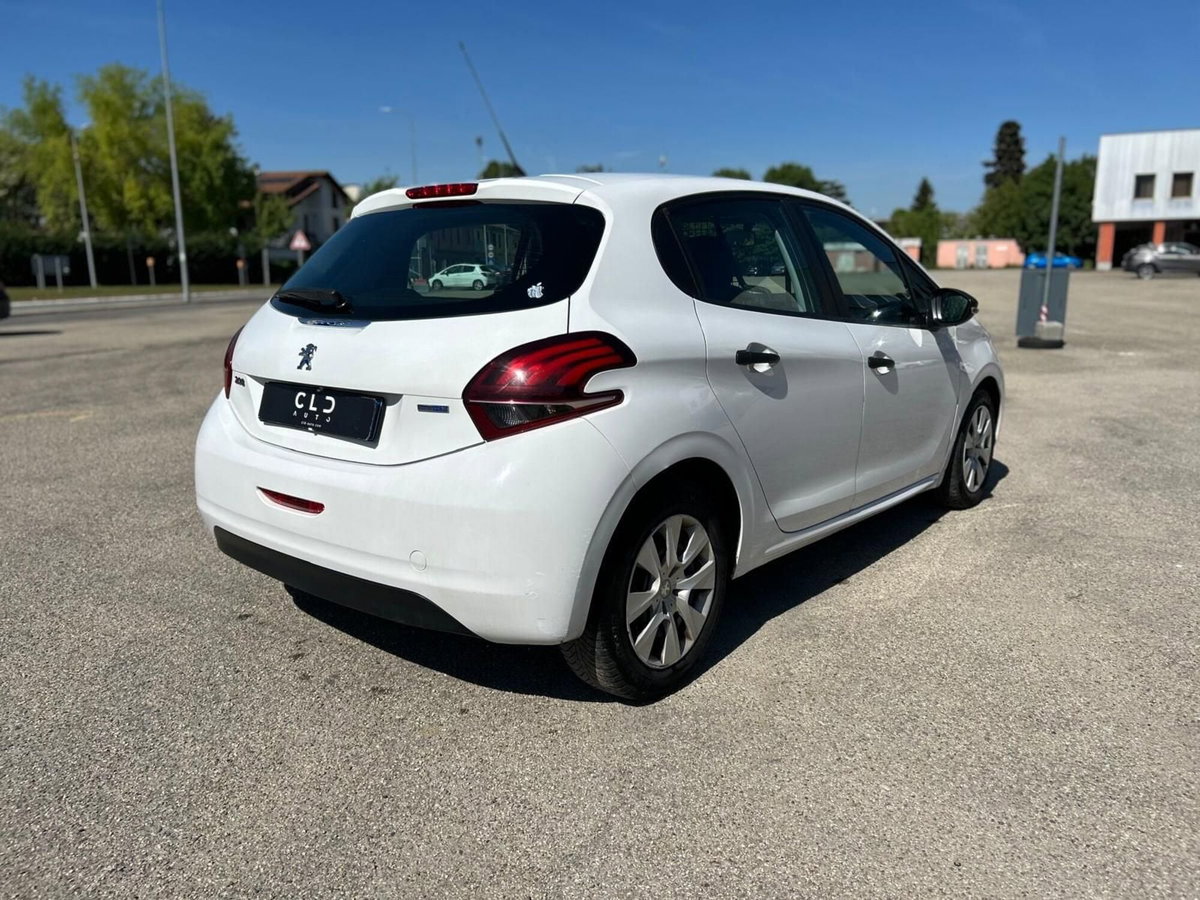 Peugeot 208 75 5 porte Van Pack (4)
