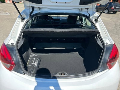 Peugeot 208 75 5 porte Van Pack (7)