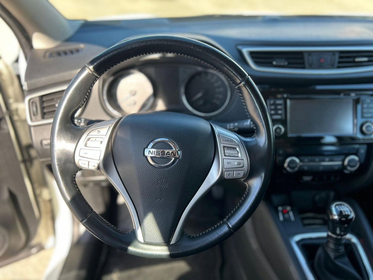 Nissan Qashqai 1.6 dCi 4WD Visia (11)