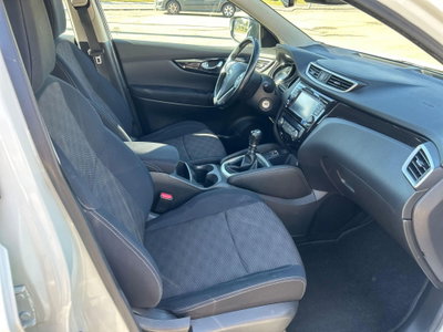 Nissan Qashqai 1.6 dCi 4WD Visia (12)