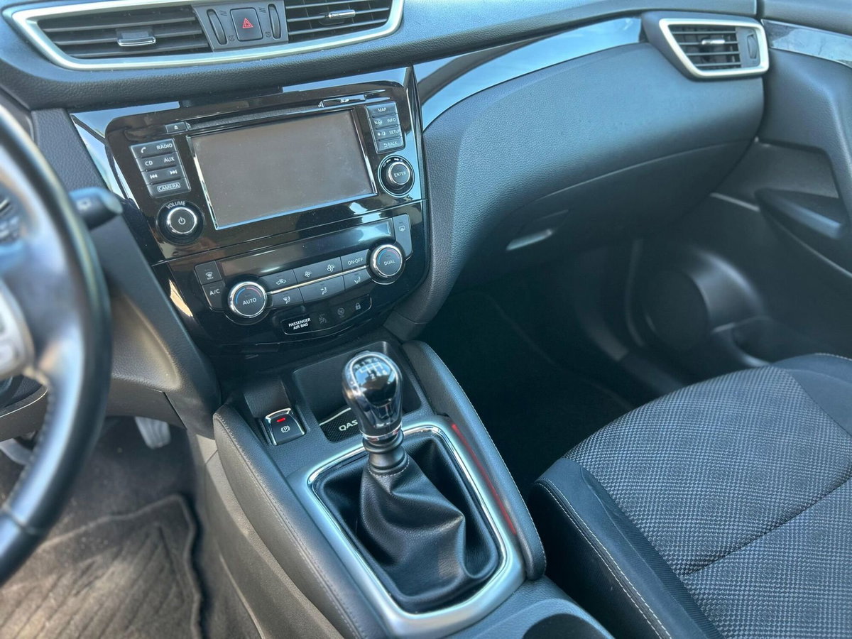 Nissan Qashqai 1.6 dCi 4WD Visia (14)