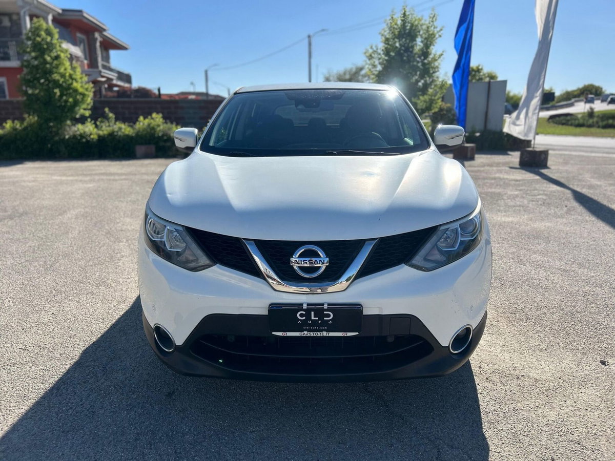 Nissan Qashqai 1.6 dCi 4WD Visia (3)