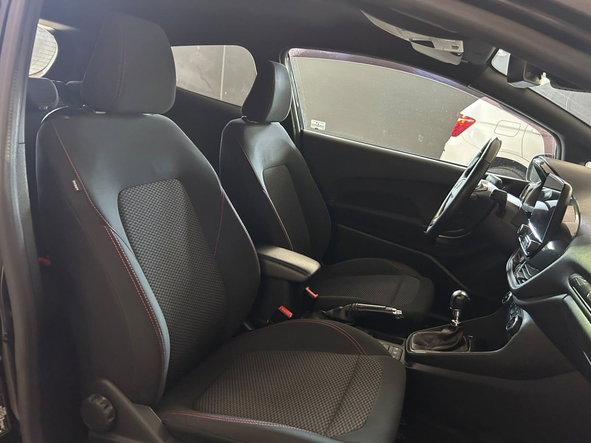 Ford Fiesta 1.5 EcoBlue 3 porte ST-Line (10)
