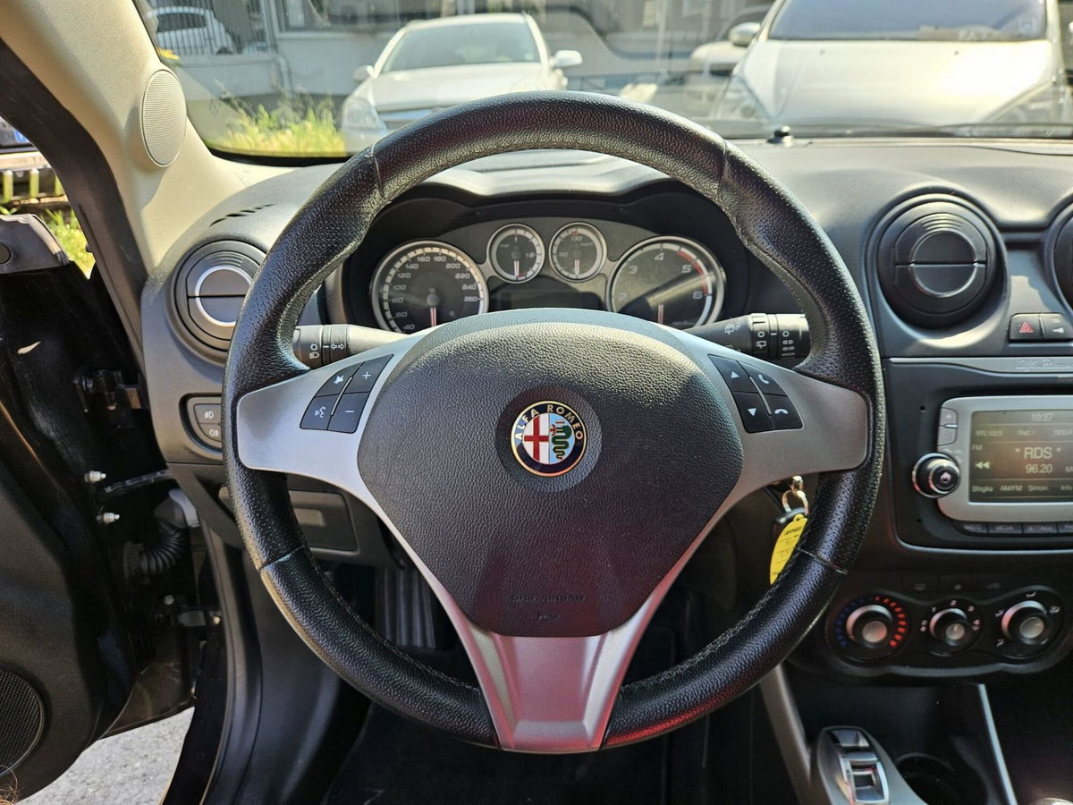 Alfa Romeo MiTo 1.3 JTDm 85 CV S&S Distinctive (12)