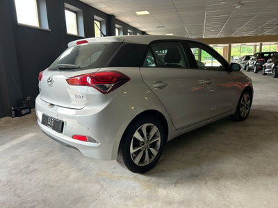 Hyundai i20 1.1 CRDi 12V 5 porte Style (3)