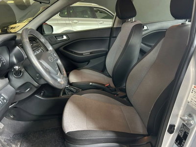 Hyundai i20 1.1 CRDi 12V 5 porte Style (7)