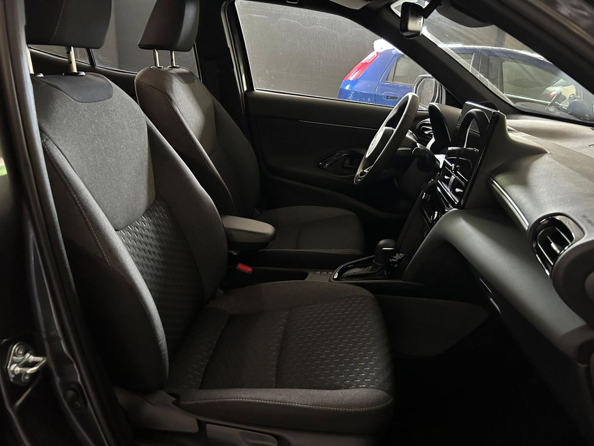 Toyota Yaris Cross Trend fwd 130cv e-cvt (11)