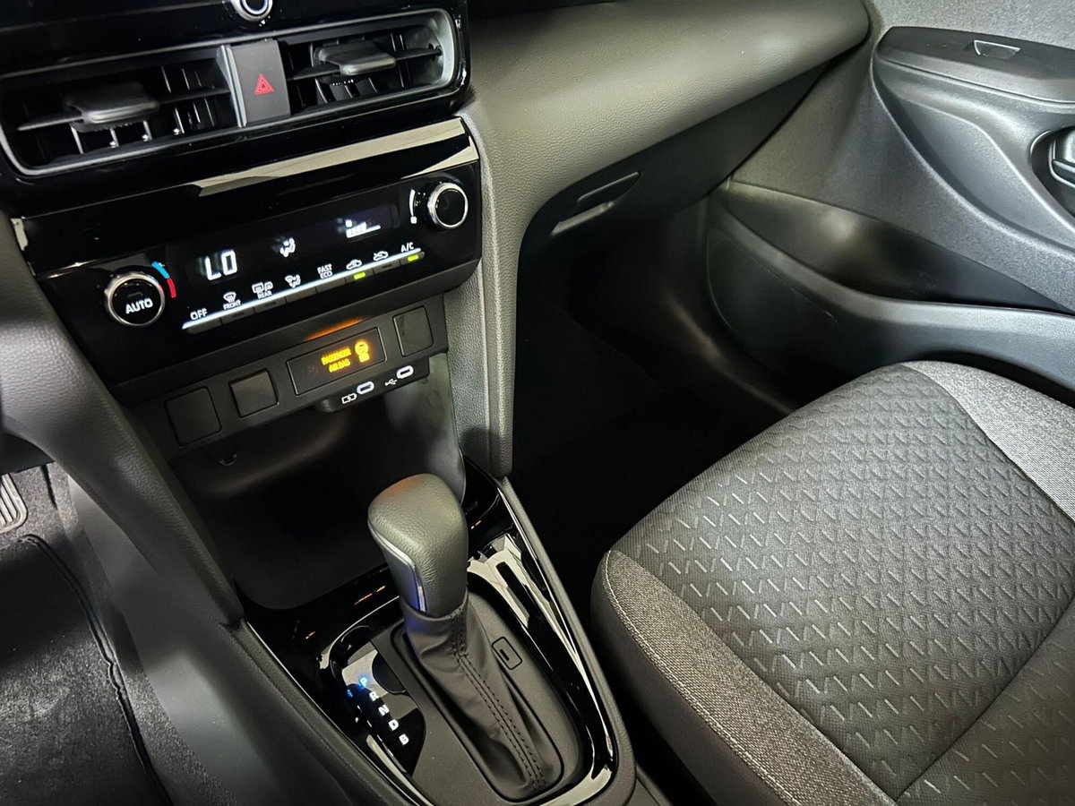 Toyota Yaris Cross Trend fwd 130cv e-cvt (14)