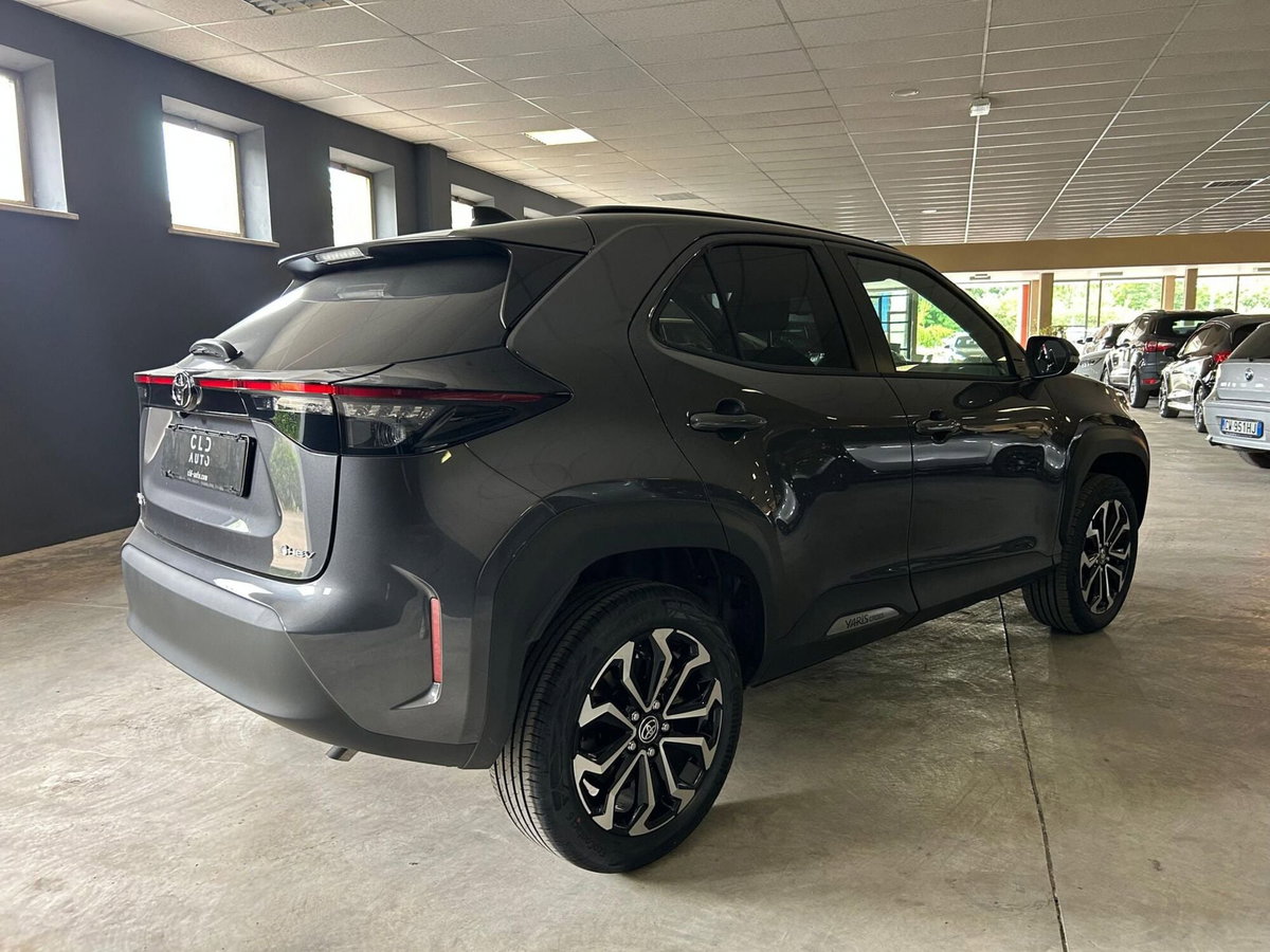 Toyota Yaris Cross Trend fwd 130cv e-cvt (4)