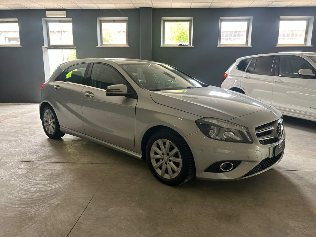 Mercedes-Benz Classe A 180 CDI BlueEFFICIENCY Automatic Executive (3)