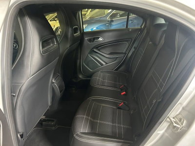 Mercedes-Benz Classe A 180 CDI BlueEFFICIENCY Automatic Executive (9)