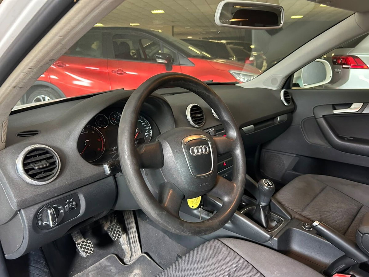 Audi A3 Sportback 1.6 TDI 90 CV CR F.AP Ambition (5)