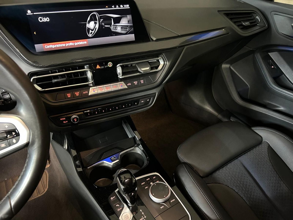 BMW Serie 1 5p. 118d 5p. Msport (14)
