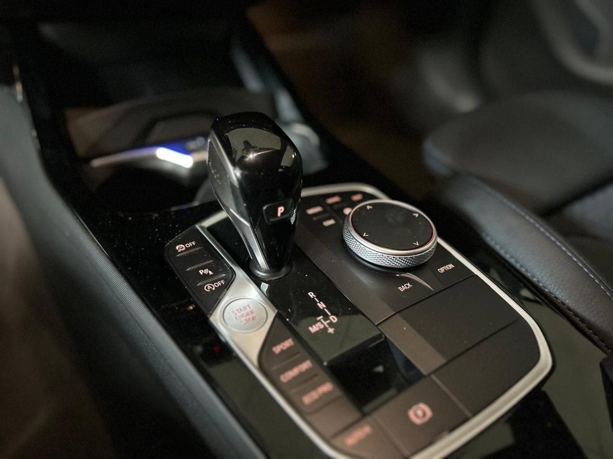 BMW Serie 1 5p. 118d 5p. Msport (15)