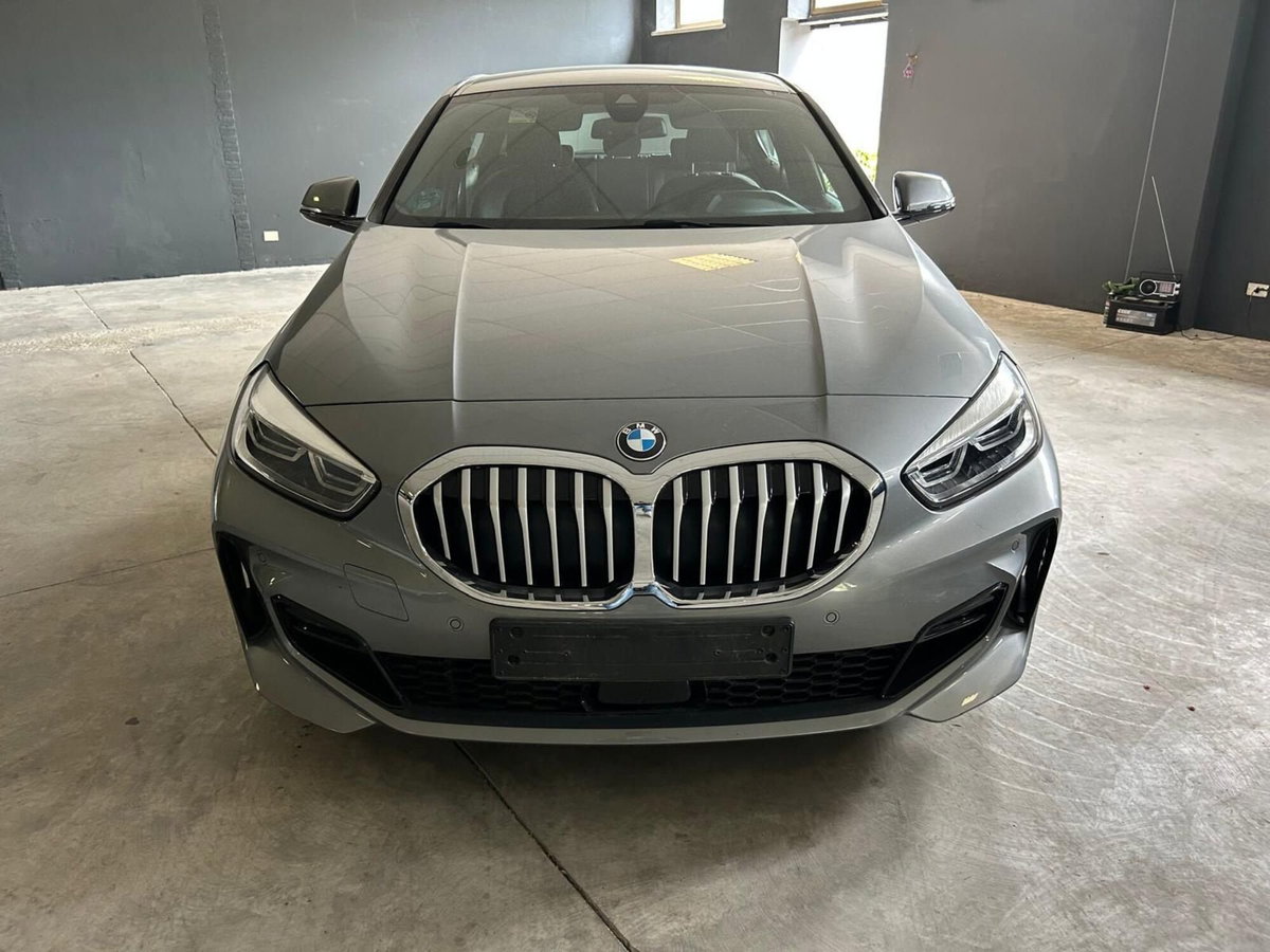 BMW Serie 1 5p. 118d 5p. Msport (2)