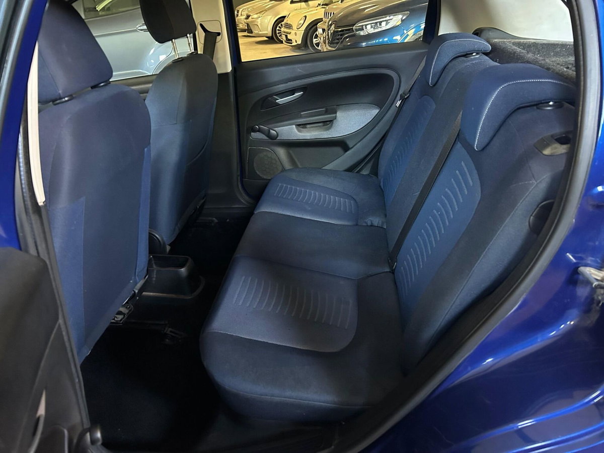 Fiat Grande Punto 1.2 5 porte Fun (7)