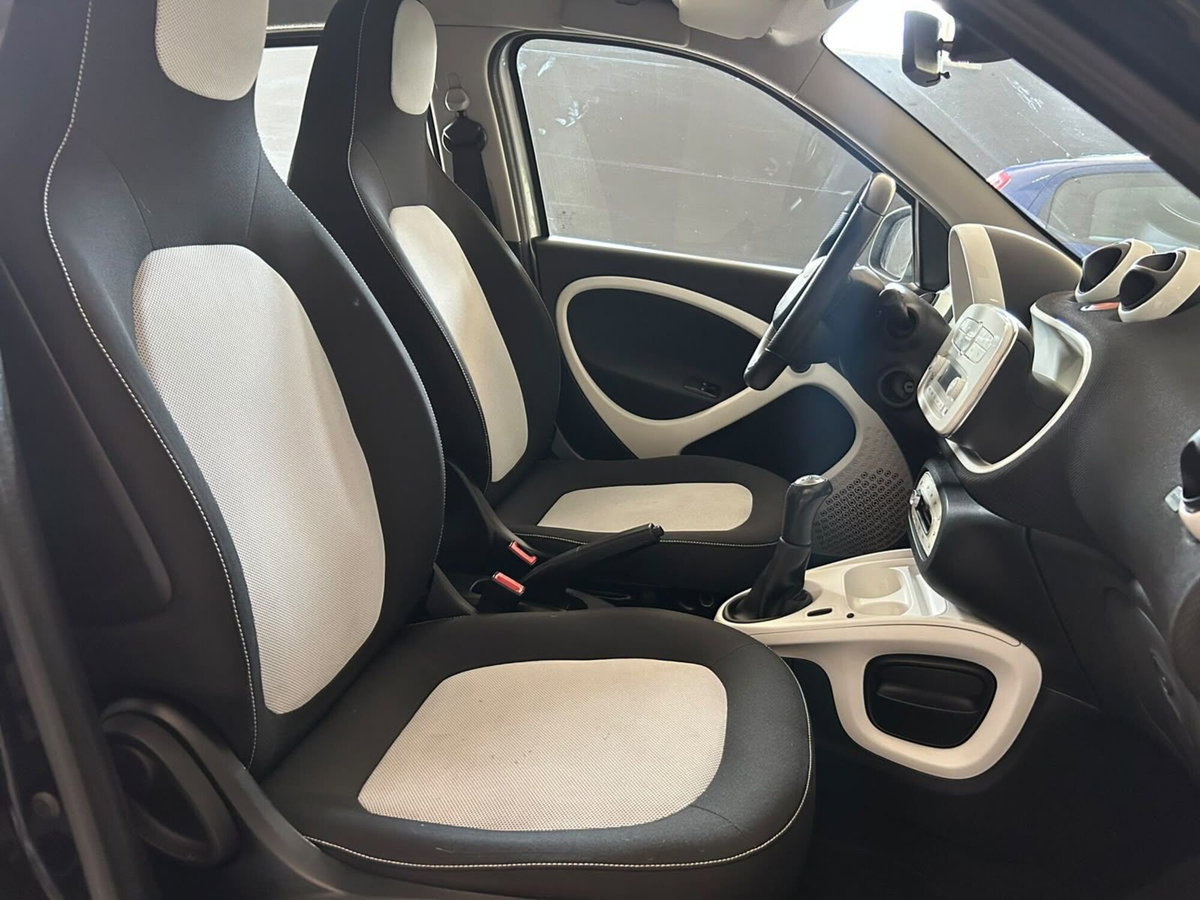 smart forfour forfour 70 1.0 Passion (11)