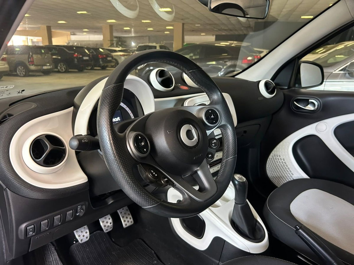 smart forfour forfour 70 1.0 Passion (7)