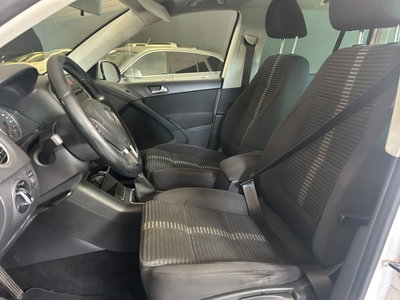 Volkswagen Tiguan 2.0 TDI DPF 4MOTION DSG R-Line (8)