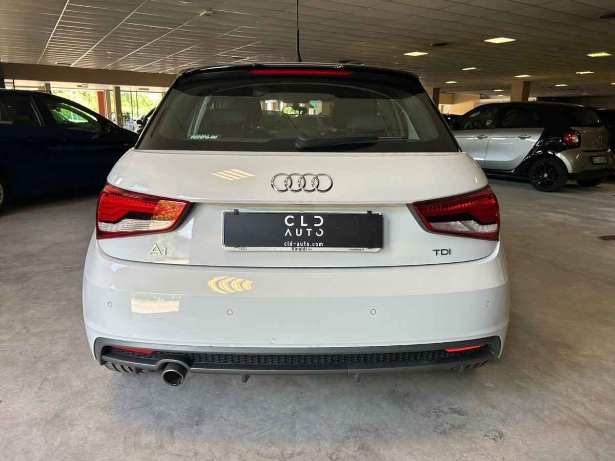 Audi A1 Sportback 1.4 TDI S tronic (5)