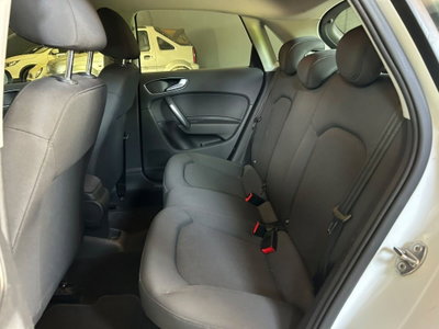 Audi A1 Sportback 1.4 TDI S tronic (9)