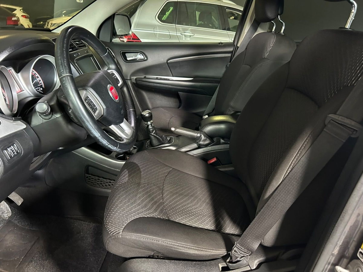 Fiat Freemont 2.0 Multijet 140 CV (8)