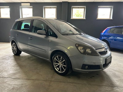 Opel Zafira 1.9 16V CDTI 150CV aut. Cosmo (5)