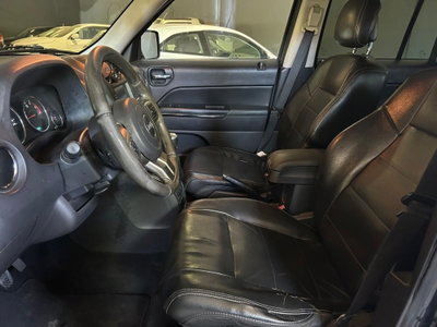 Jeep Patriot 2.2 CRD DPF Limited (8)