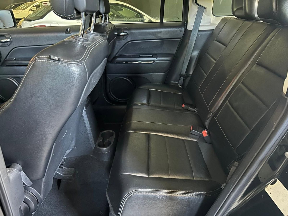 Jeep Patriot 2.2 CRD DPF Limited (9)