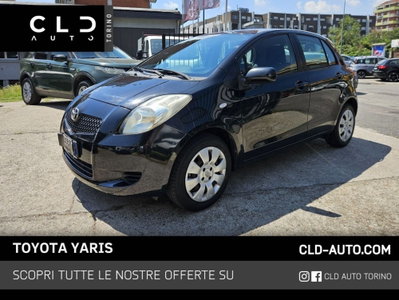 Toyota Yaris 1.0 5 porte Sol usata