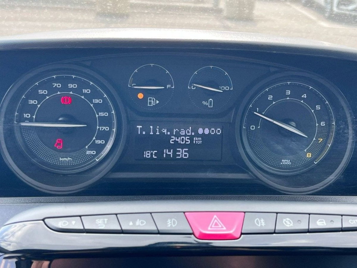 Lancia Ypsilon 1.0 FireFly 5 porte S&S Hybrid Ecochic Gold (11)