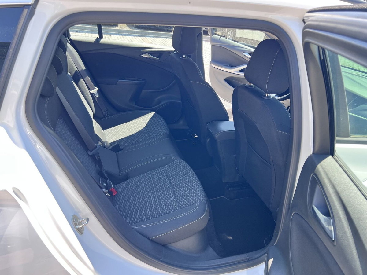 Opel Astra Station Wagon 1.6 CDTi 110CV Start&Stop Sports Business (7)