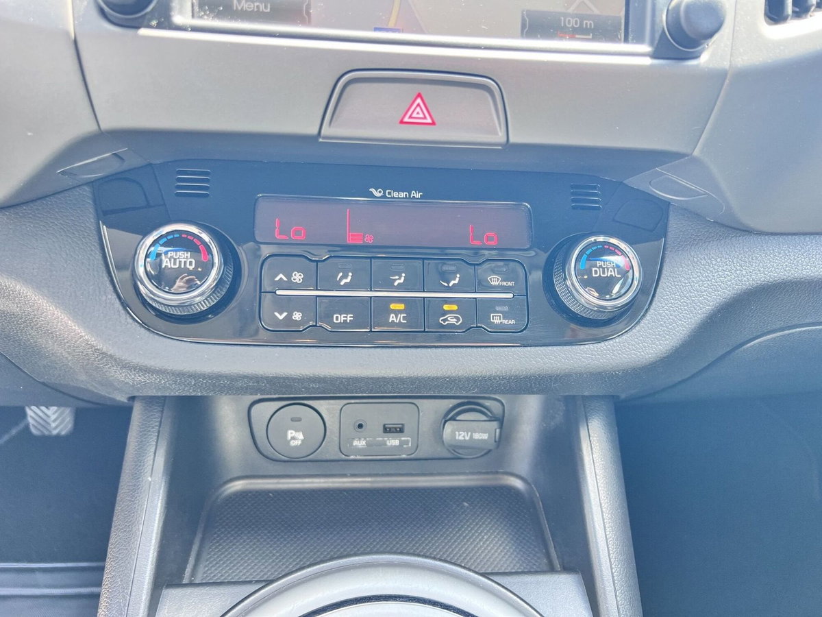 Kia Sportage 1.7 CRDI VGT 2WD high tech (13)