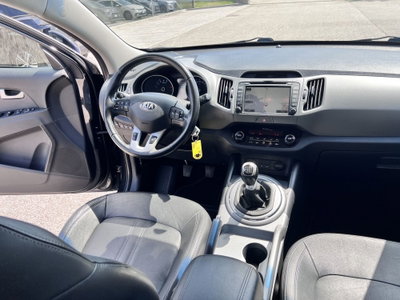 Kia Sportage 1.7 CRDI VGT 2WD high tech (8)