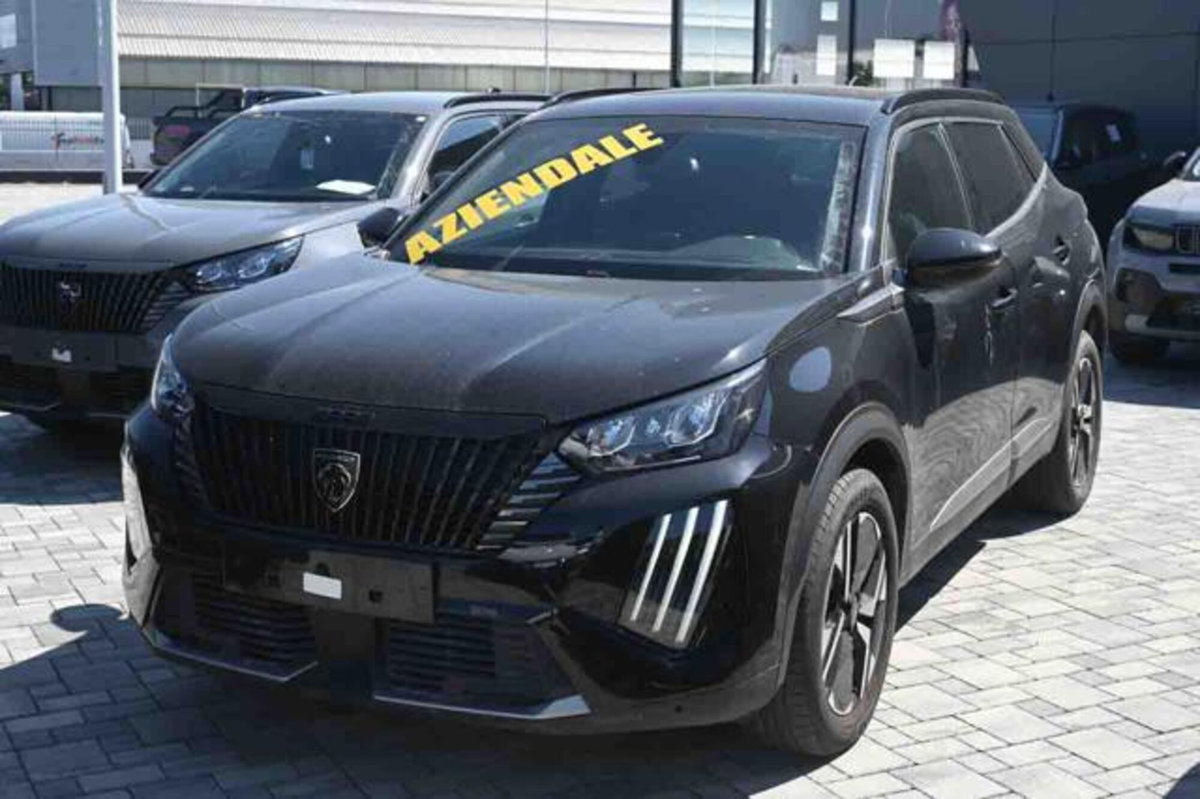 Peugeot 2008 PureTech 100 S&S Allure