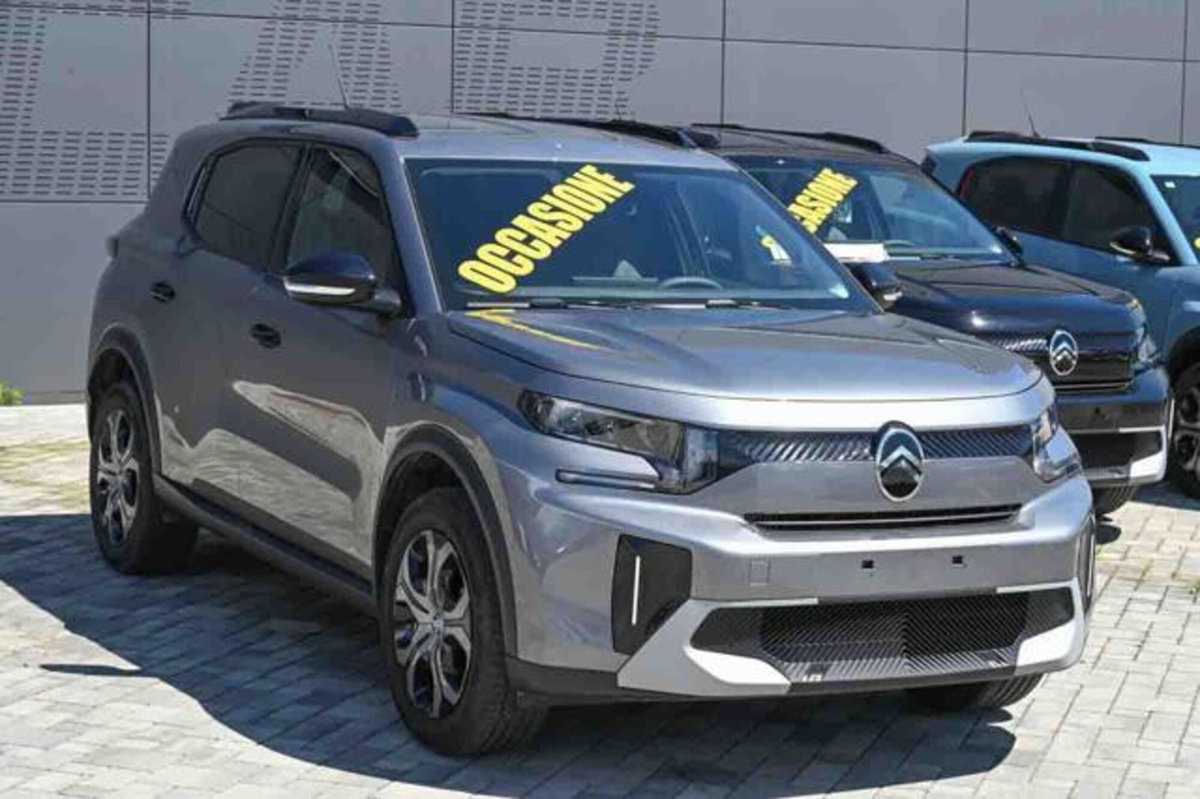 Citroen C3 Aircross 1.2 puretech turbo Plus 100cv (2)