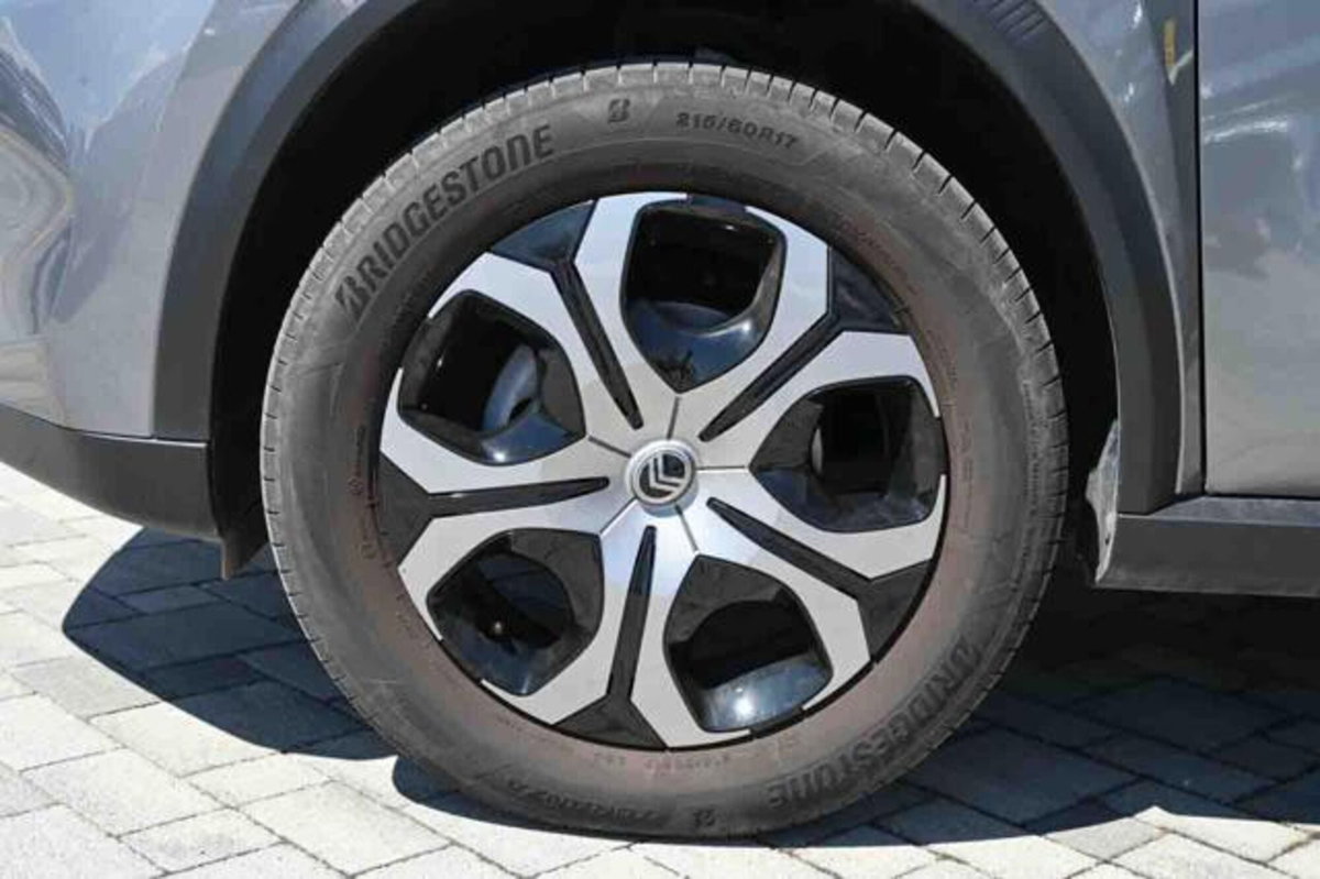 Citroen C3 Aircross 1.2 puretech turbo Plus 100cv (6)