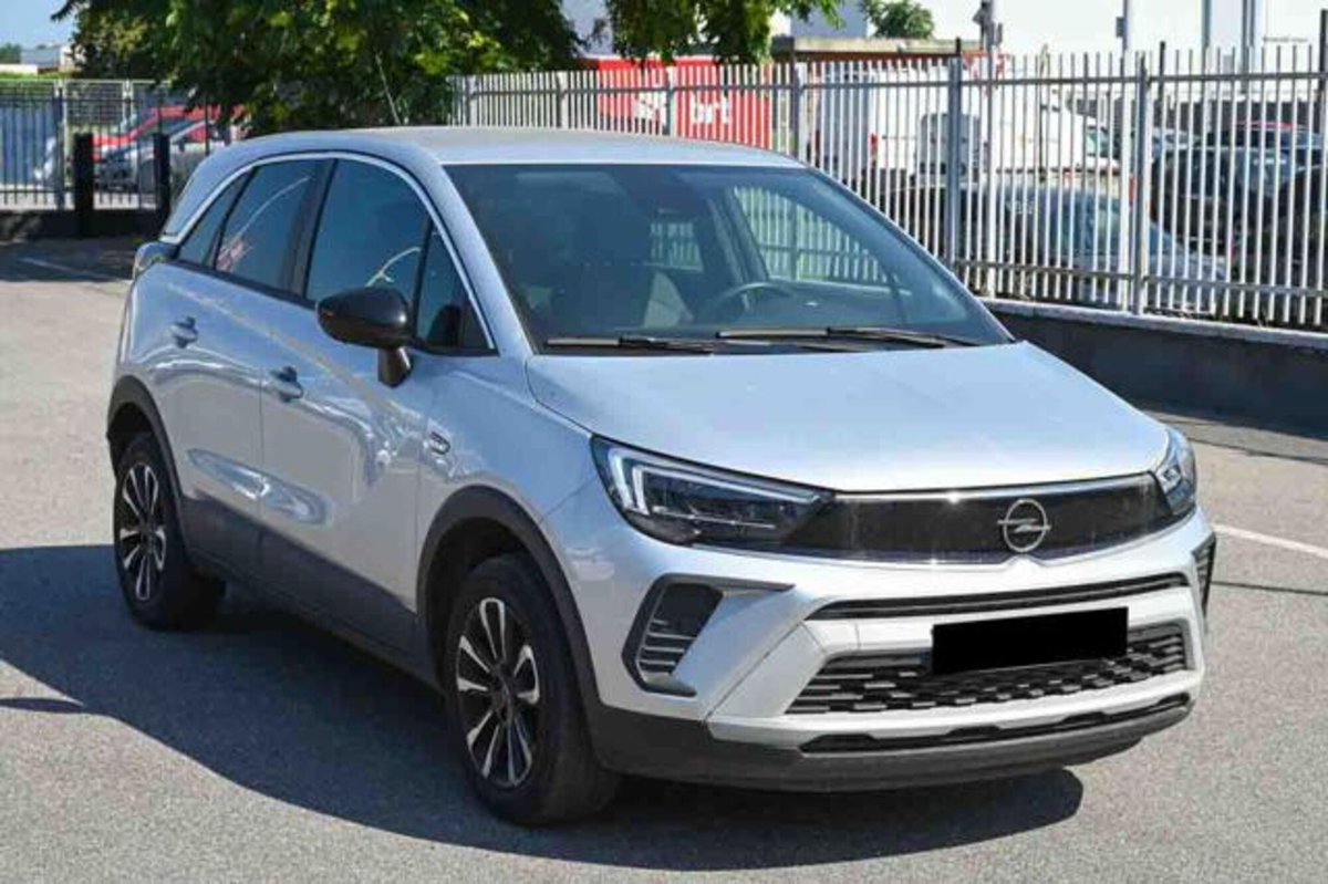 Opel Crossland 1.2 Elegance s&s 110cv (2)