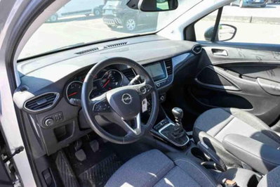 Opel Crossland 1.2 Elegance s&s 110cv (8)