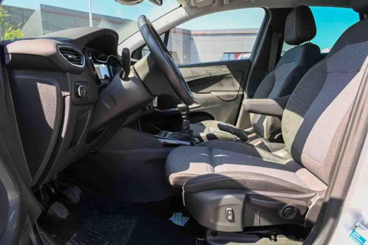 Opel Crossland 1.2 Elegance s&s 110cv (9)