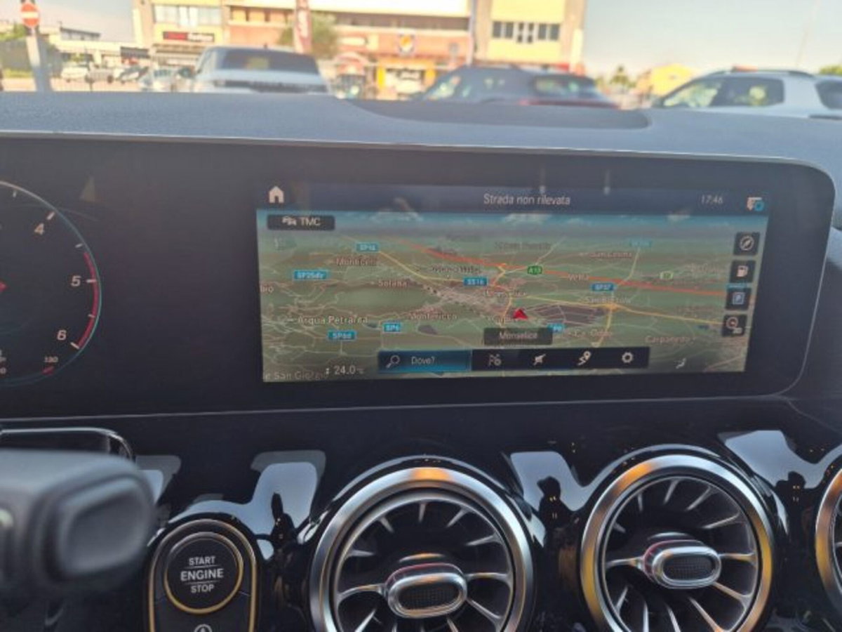 Mercedes-Benz Classe B 180 d Automatic Sport Plus (14)