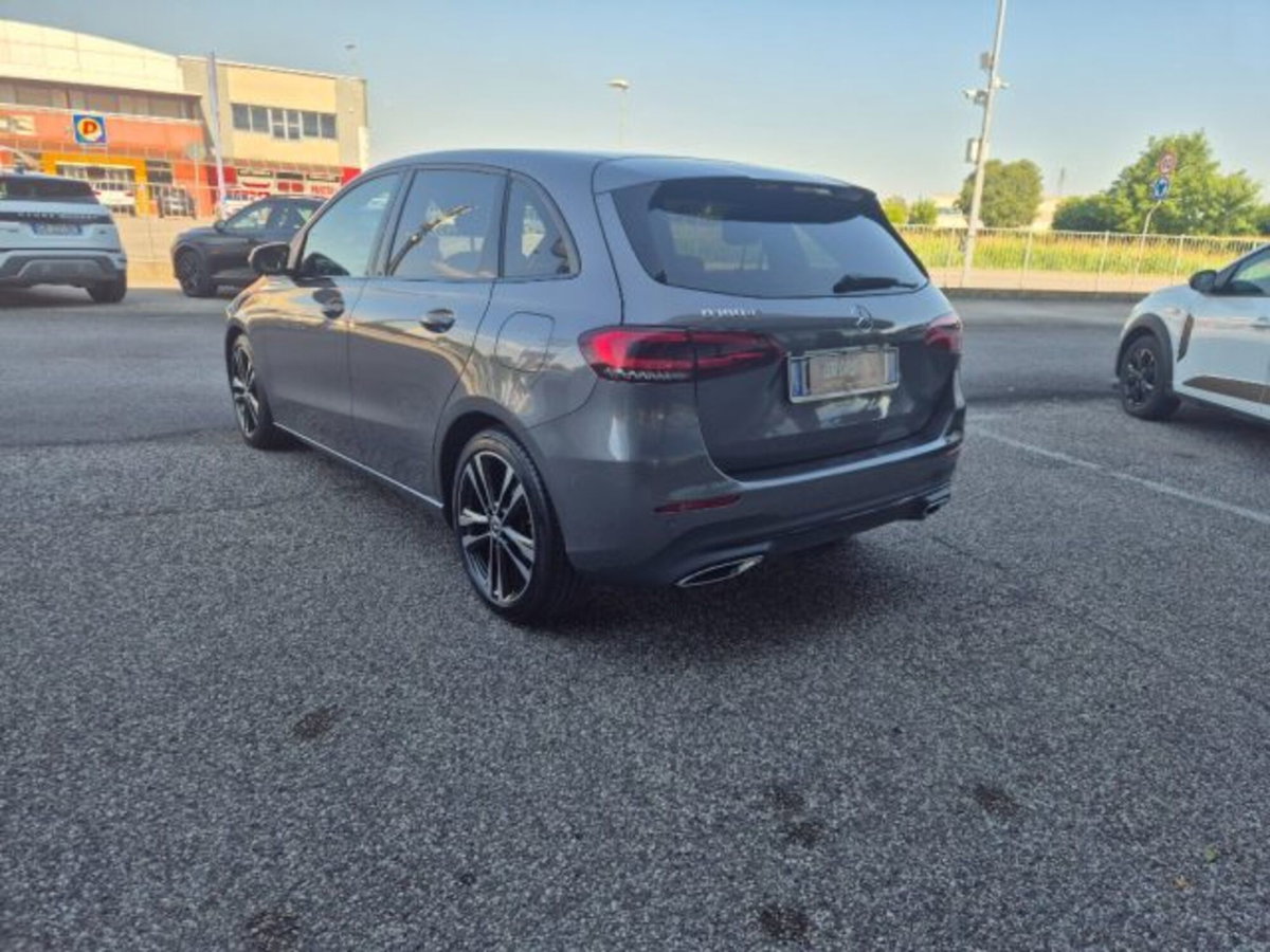 Mercedes-Benz Classe B 180 d Automatic Sport Plus (5)
